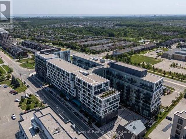 Condo for sale in Palermo, Oakville