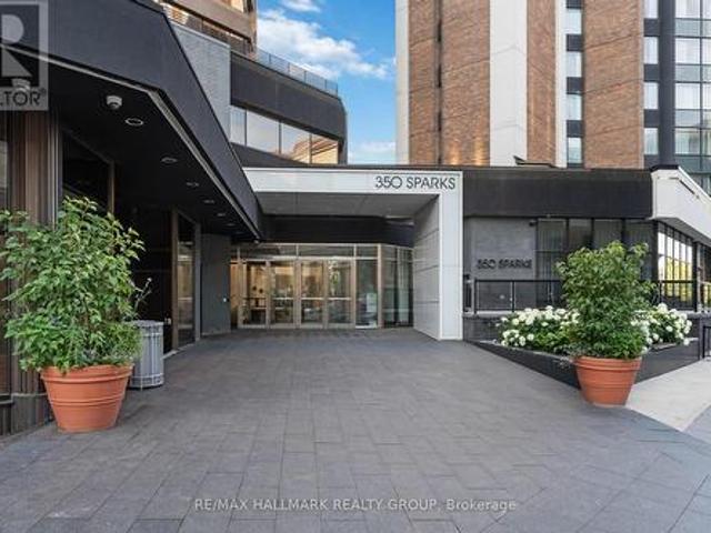 Commercial for rent in Ottawa