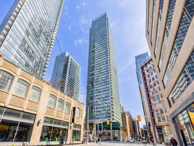 Condo for sale in Toronto, Golden Horseshoe