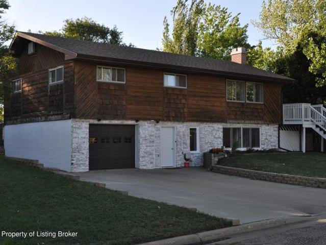 House for sale in Mount Lemmon, South Dakota
