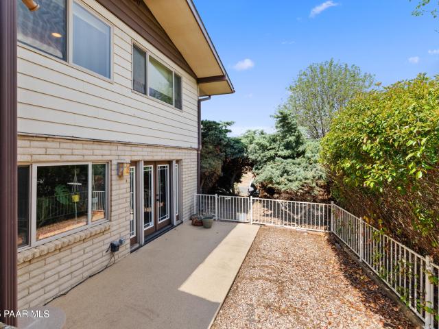 House for sale in Dewey