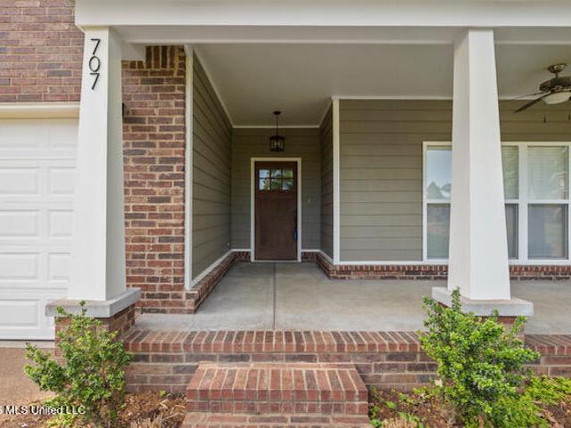 House for sale in Hernando, Mississippi
