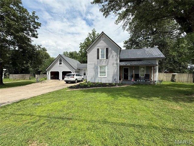 House for sale in Fredericktown, Missouri