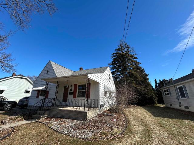 House for sale in Essexville, Michigan