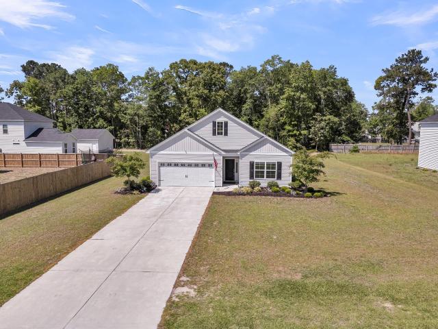 House for sale in Bonneau