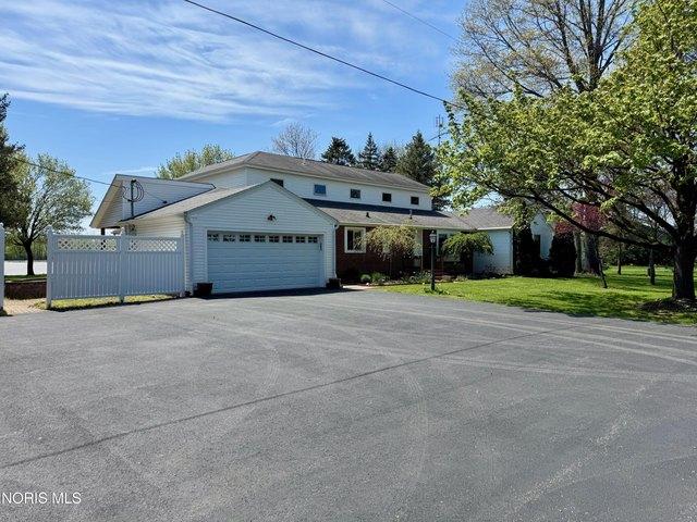 House for sale in Liberty Center, Ohio