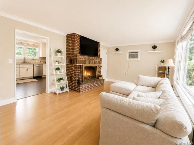 Property for rent in Baldwin Place, New York