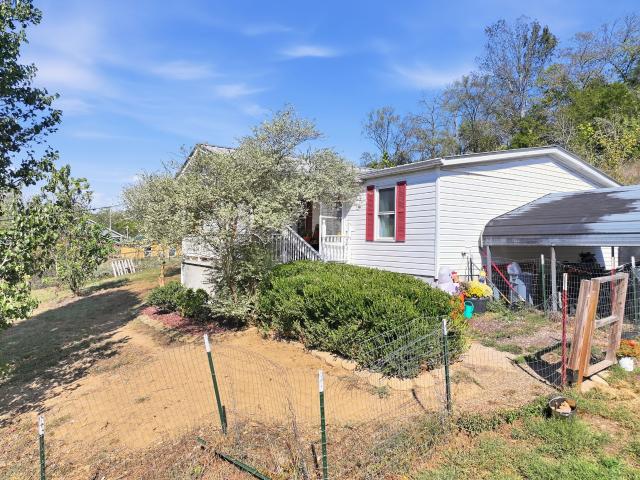 House for sale in Dowelltown, Middle Tennessee