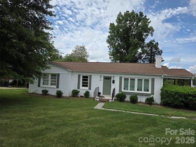 House for sale in Cherryville, North Carolina
