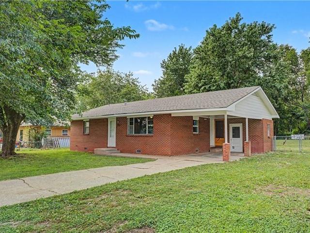 House for sale in Ark