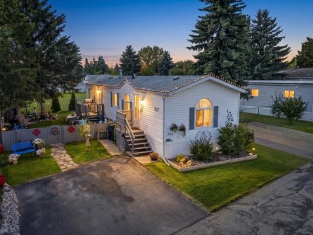 House for sale in Wedgewood, Alberta