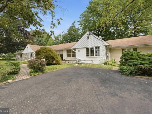 House for sale in Rydal, Pennsylvania