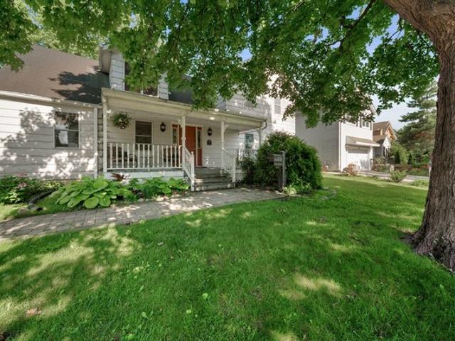 House for sale in Glenview, Illinois