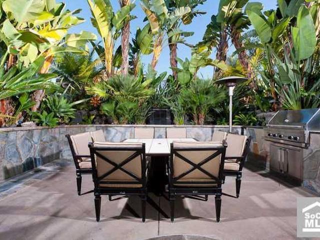House for sale in Corona del Mar, Newport Beach