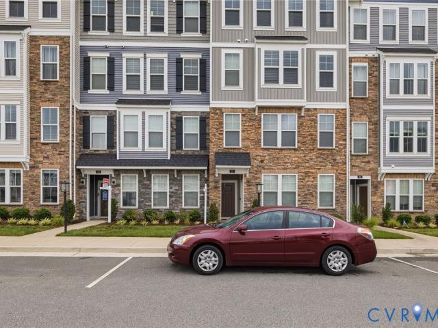 Condo for sale in Virginia