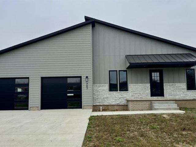 House for sale in Rock Rapids, Lyon County