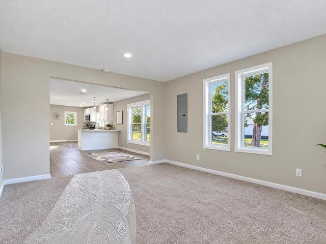 House for sale in La Cygne, Linn County