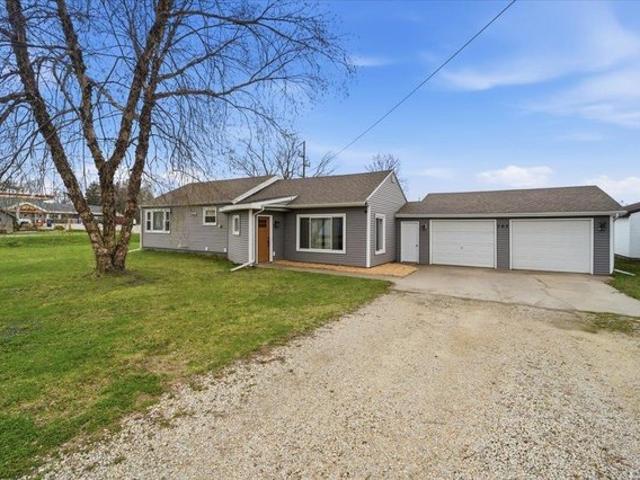 House for sale in Shell Rock, Iowa