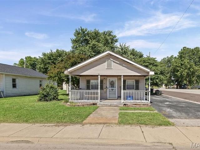 House for sale in Hartford, Illinois