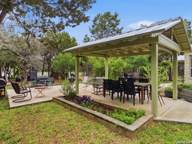Farm for sale in Pipe Creek, Texas