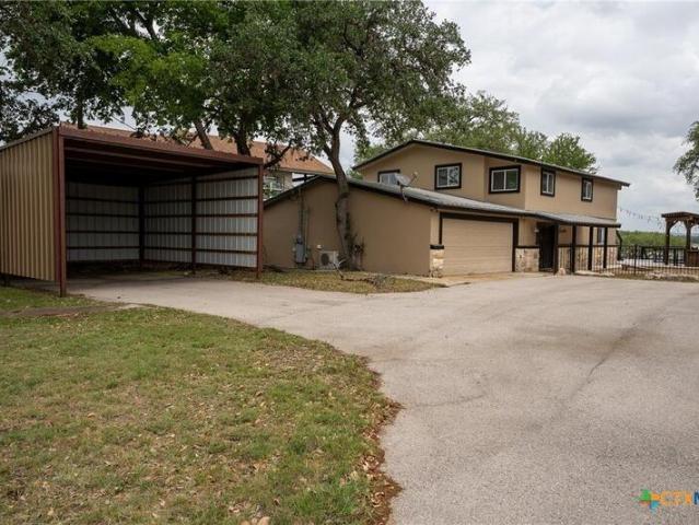 House for sale in Canyon Lake