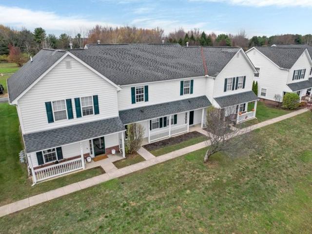 Condo for sale in Grove City, Ohio