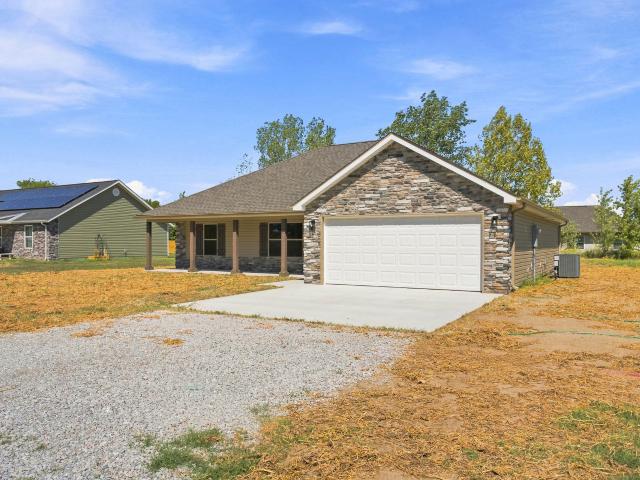 House for sale in Carl Junction, Jasper County