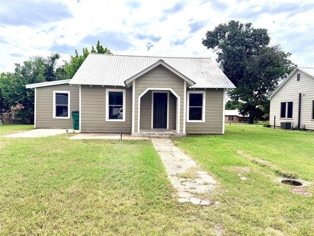 House for sale in Mills, Texas
