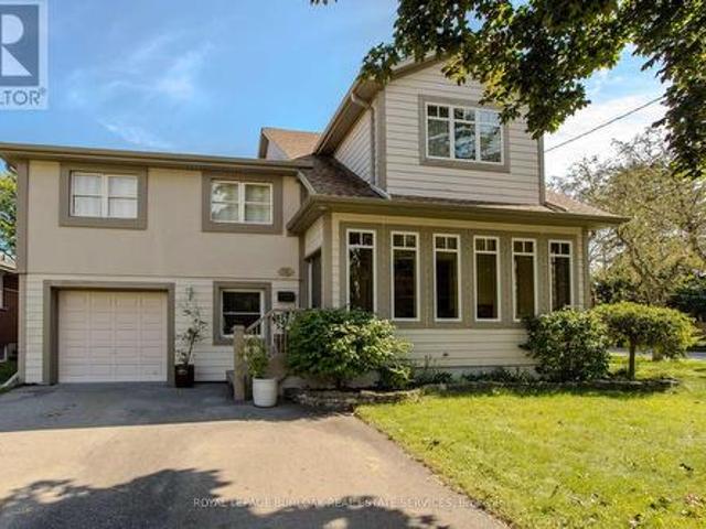 House for sale in Burlington, Ontario