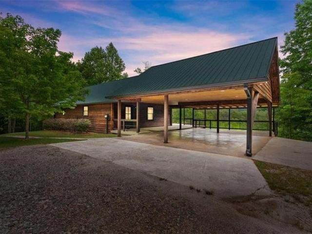 House for sale in Sautee Nacoochee, Georgia