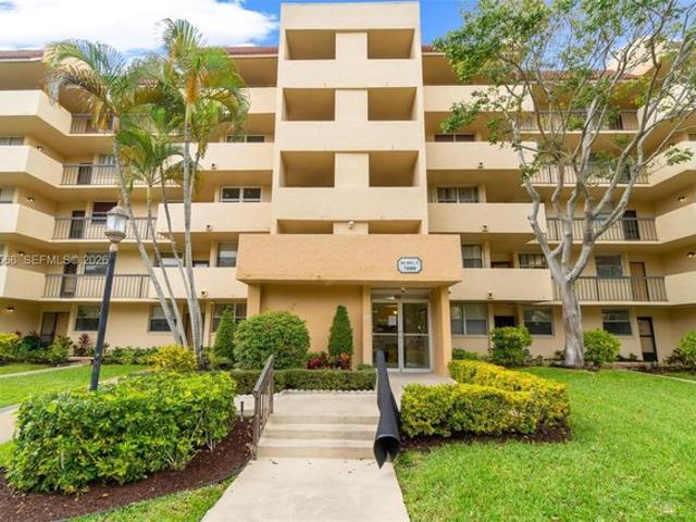 Condo for sale in Lauderhill, Florida