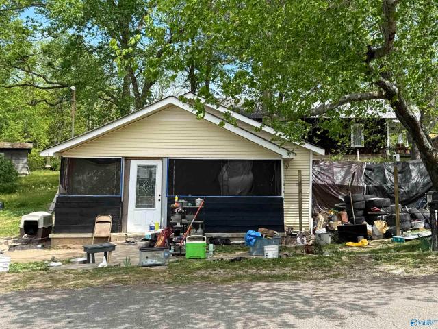 House for sale in Etowah, Alabama