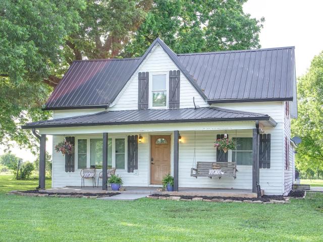 House for sale in Conway, Missouri