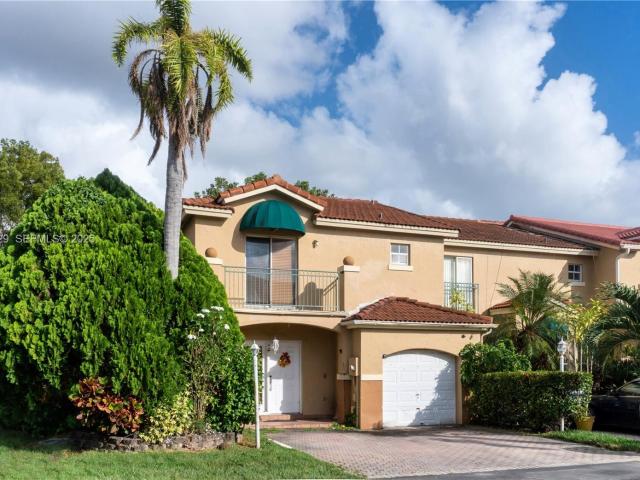 Townhouse for sale in Miami, Florida