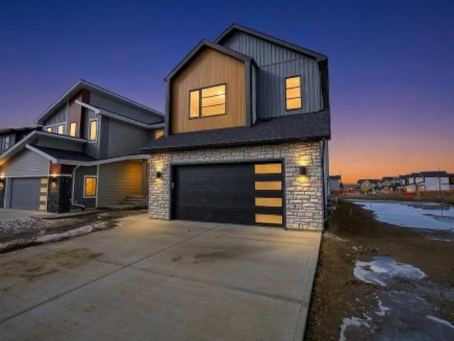 House for sale in Wedgewood, Alberta