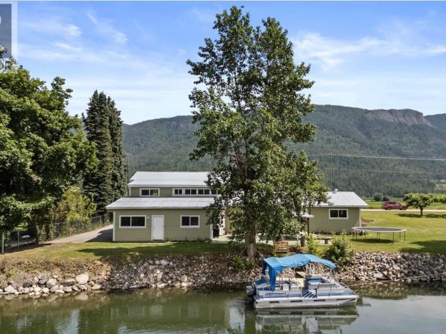 House for sale in Grindrod, British Columbia