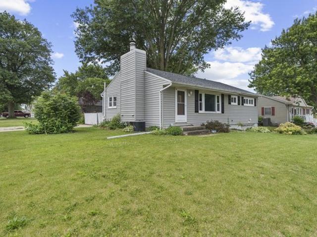 House for sale in Orion, Illinois