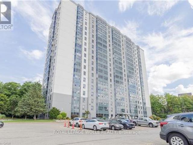 Condo for sale in Kitchener, Ontario