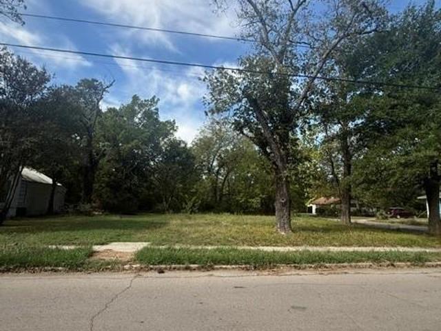Land for sale in Paris, Lamar County