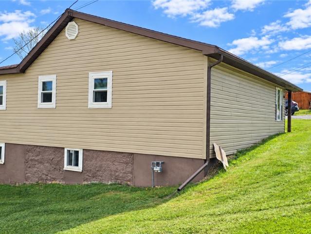 House for sale in Anita, McCalmont Township