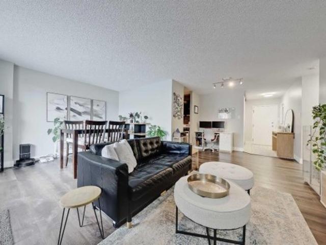 Condo for sale in Connaught, Calgary