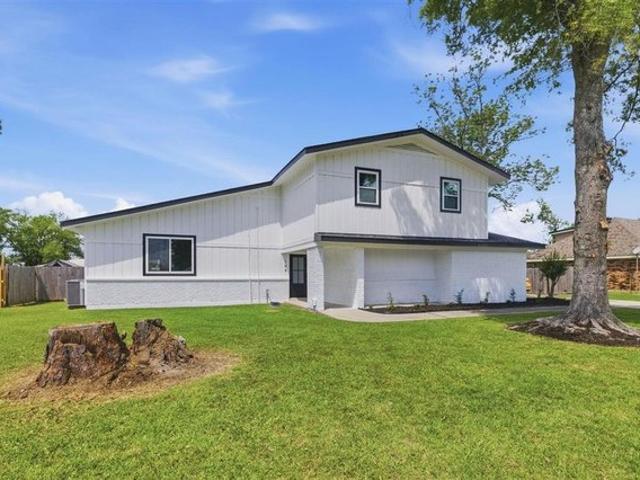 House for sale in Sulphur, Louisiana