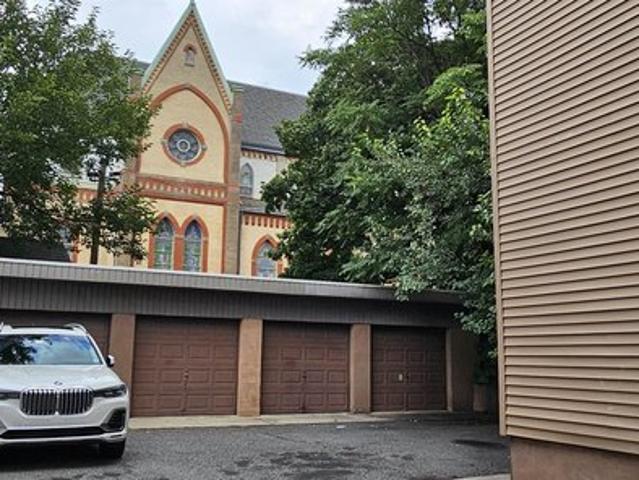 House for sale in Hudson, New Jersey