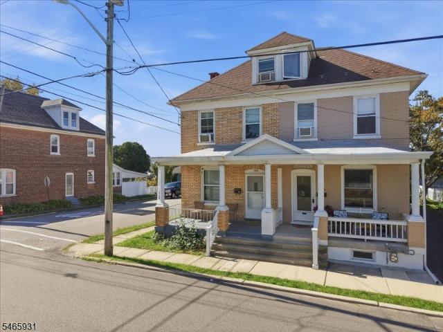House for sale in Phillipsburg, Warren County