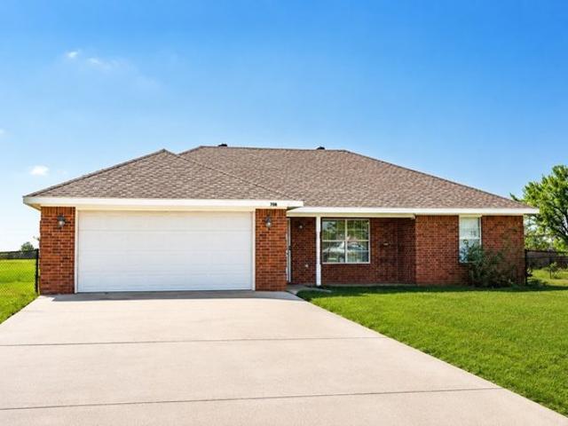 House for sale in Collinsville, Grayson County