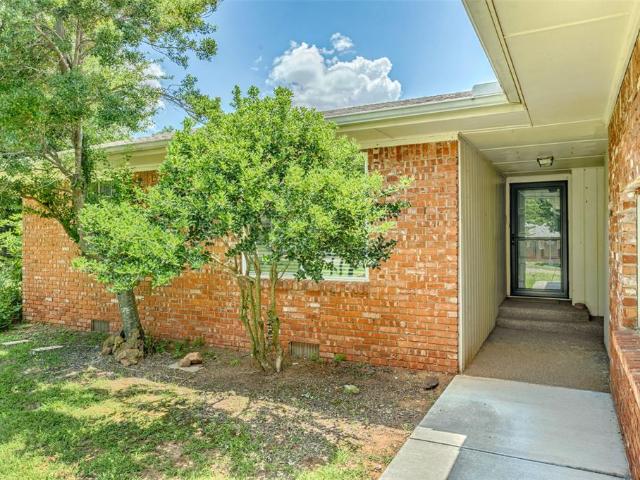 House for sale in Mustang, Oklahoma