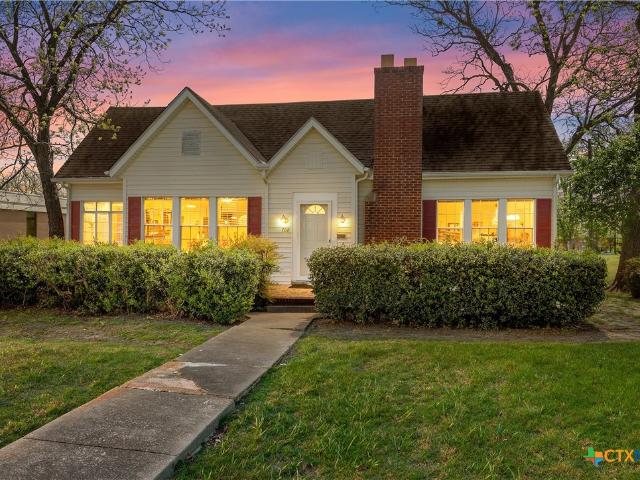 House for sale in Mart, Texas