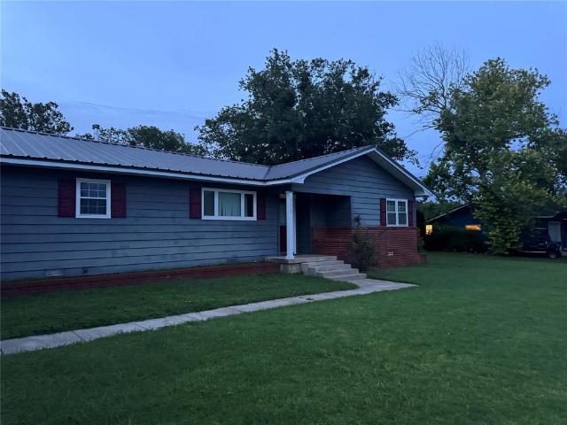 House for sale in Hamilton, Texas