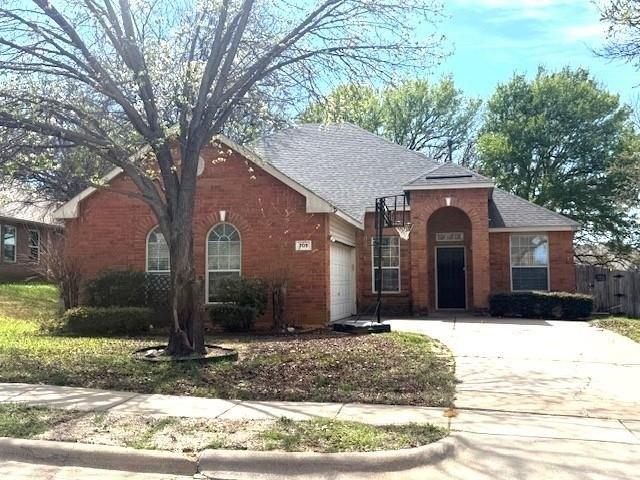 House for sale in Crowley, Texas