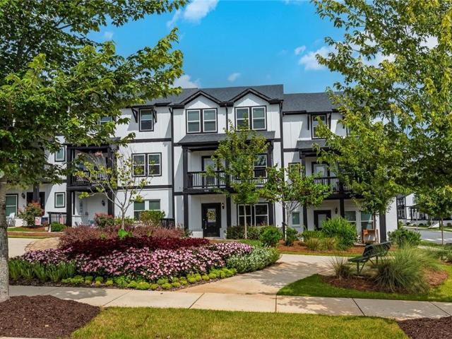 Townhouse for sale in Woodstock, Georgia